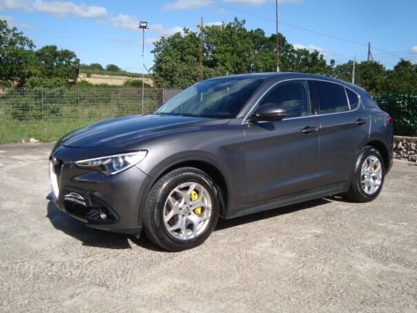 Alfa R. Stelvio 2.2 T.Diesel Executive rwd 190cv AT8 my19