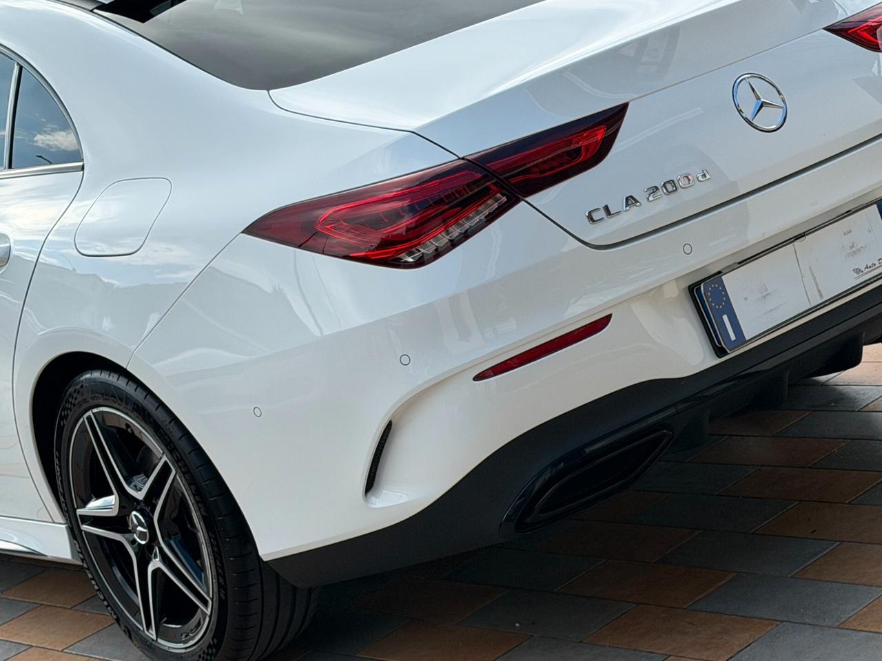 Mercedes-benz CLA 200 D 150 cv. Automatic NIGHT EDITION (Full optional)