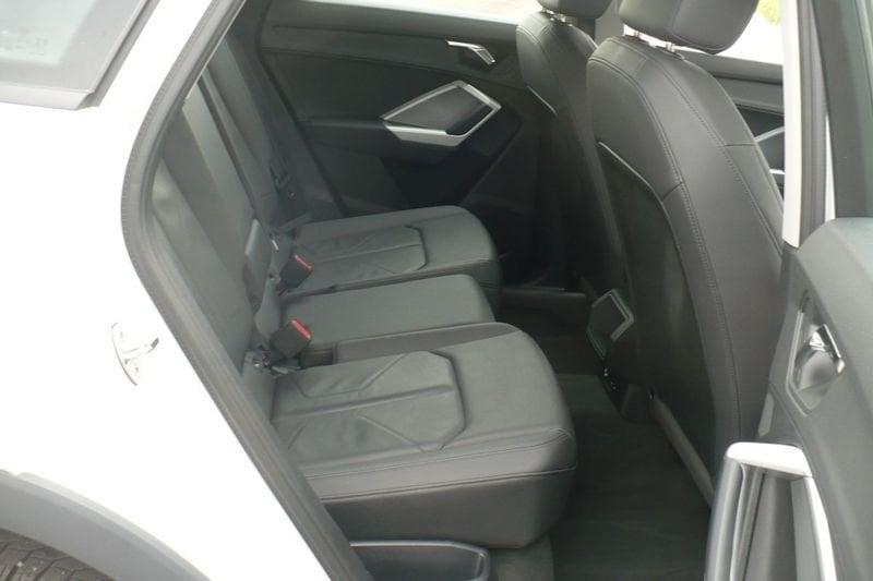 Audi Q3 2.0 35 TDI S Tronic Business Advanced