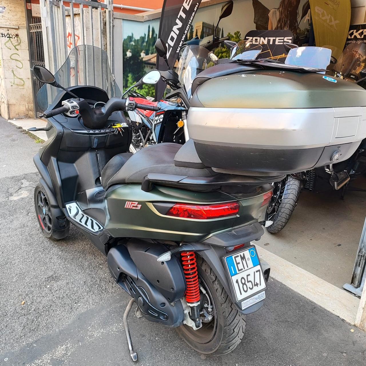 PIAGGIO MP3 500 LT ABS – 29.000 KM – PATENTE B