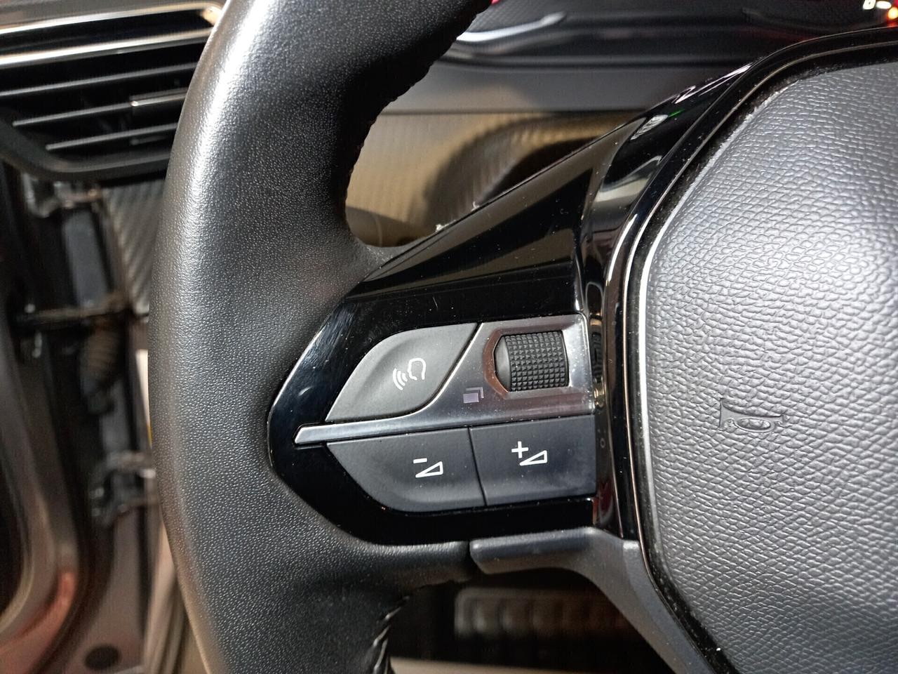 Peugeot 2008 29.000 KM 2021