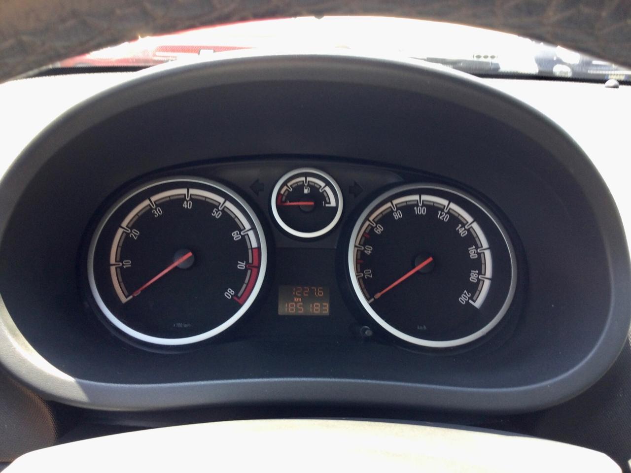 Opel Corsa 1.2 85CV 5 porte GPL-TECH Club
