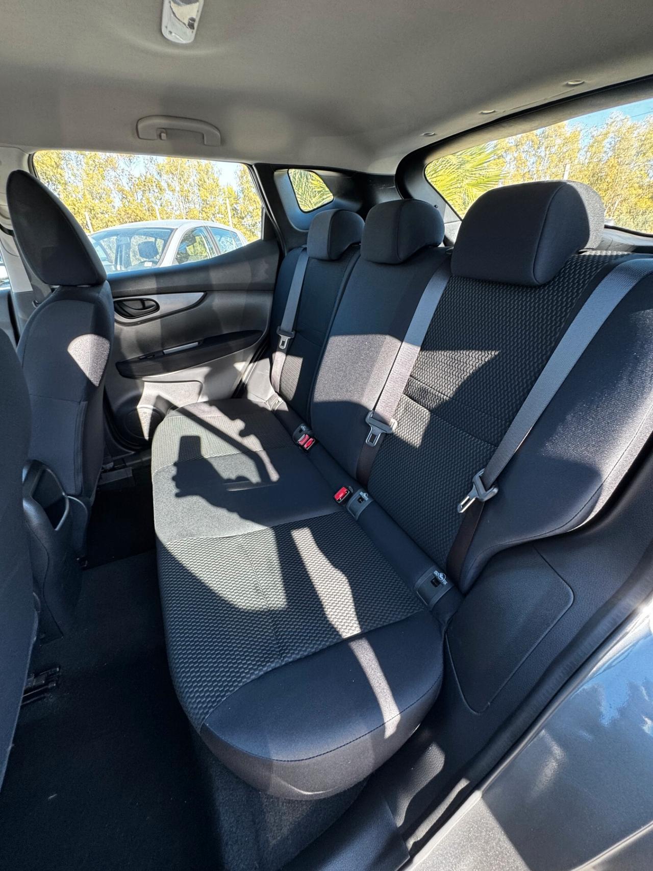 Nissan Qashqai 1.2 DIG-T N-Connecta