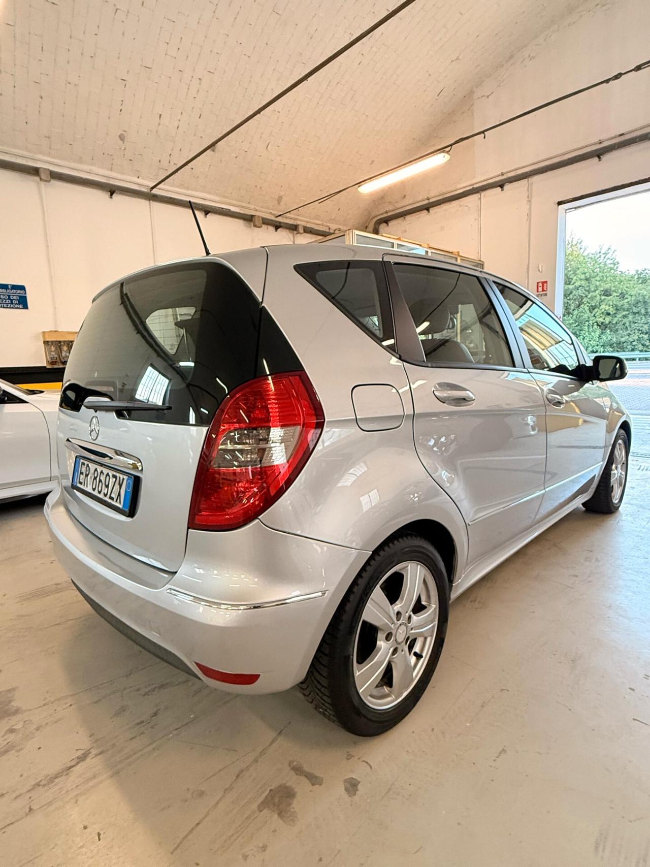 Mercedes-benz A 160 A 160 CDI Premium