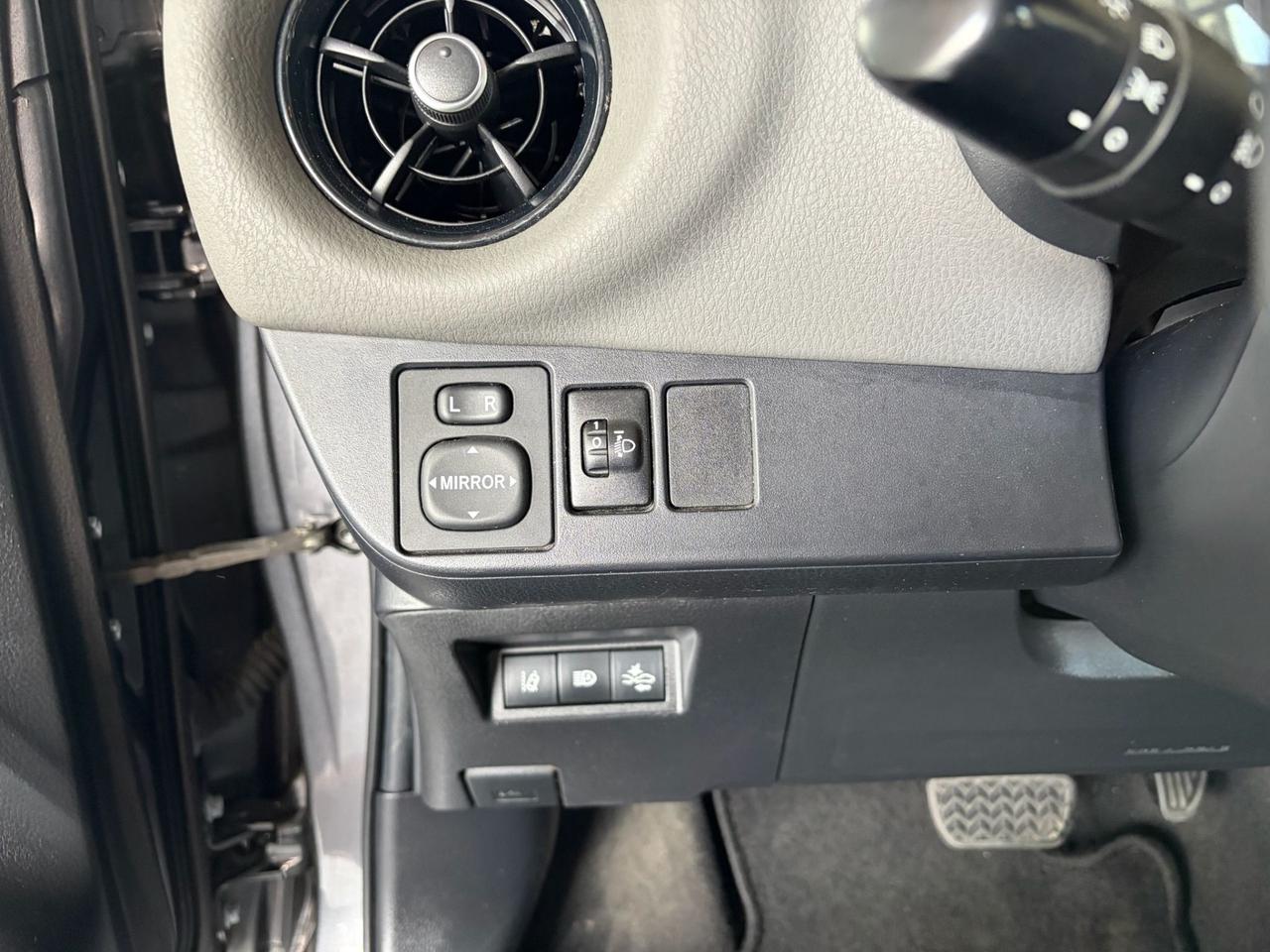 Toyota Yaris 1.5 Hybrid 5 porte Active
