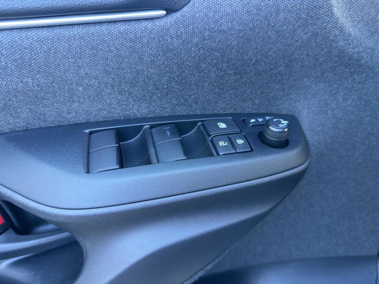 Toyota Yaris 1.5h Lounge