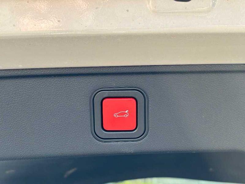 FIAT 600 (2023-->) Hybrid DCT MHEV La Prima