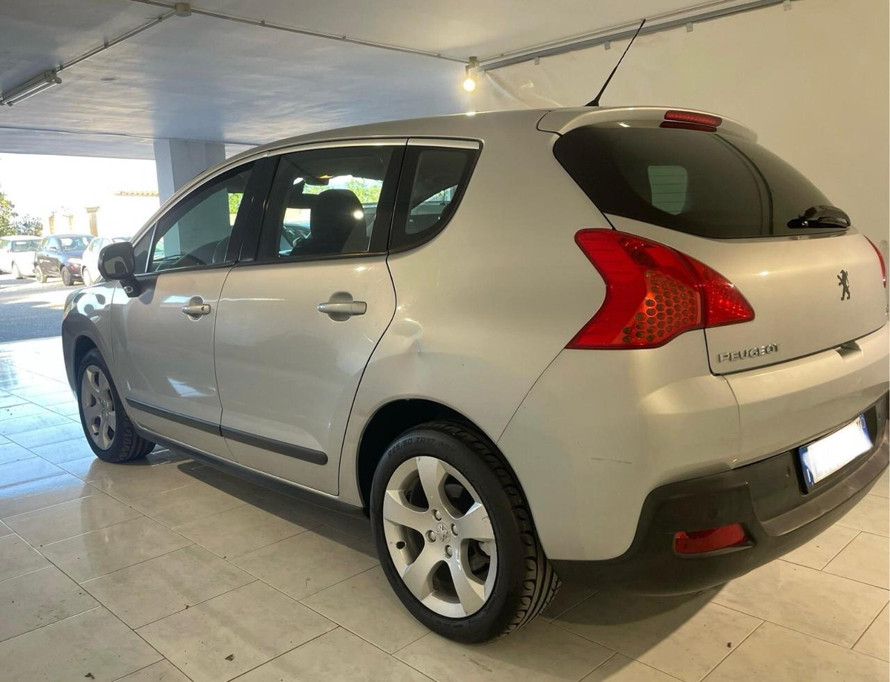 Peugeot 3008 1.6 HDi 112CV CAMBIO AUTOMATICO