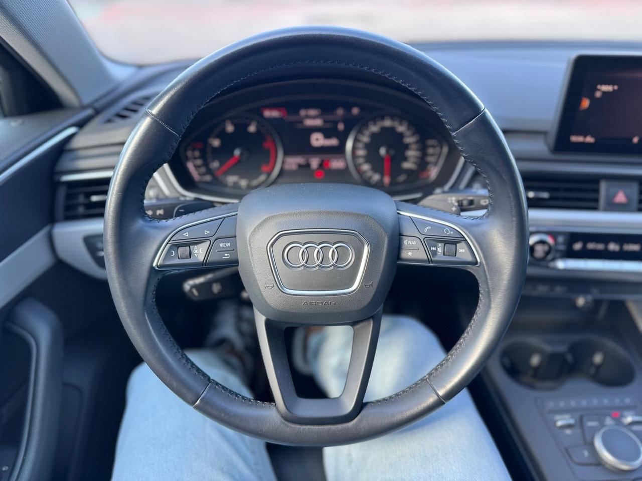 Audi A4 Business 3.0 45 TDI #6681