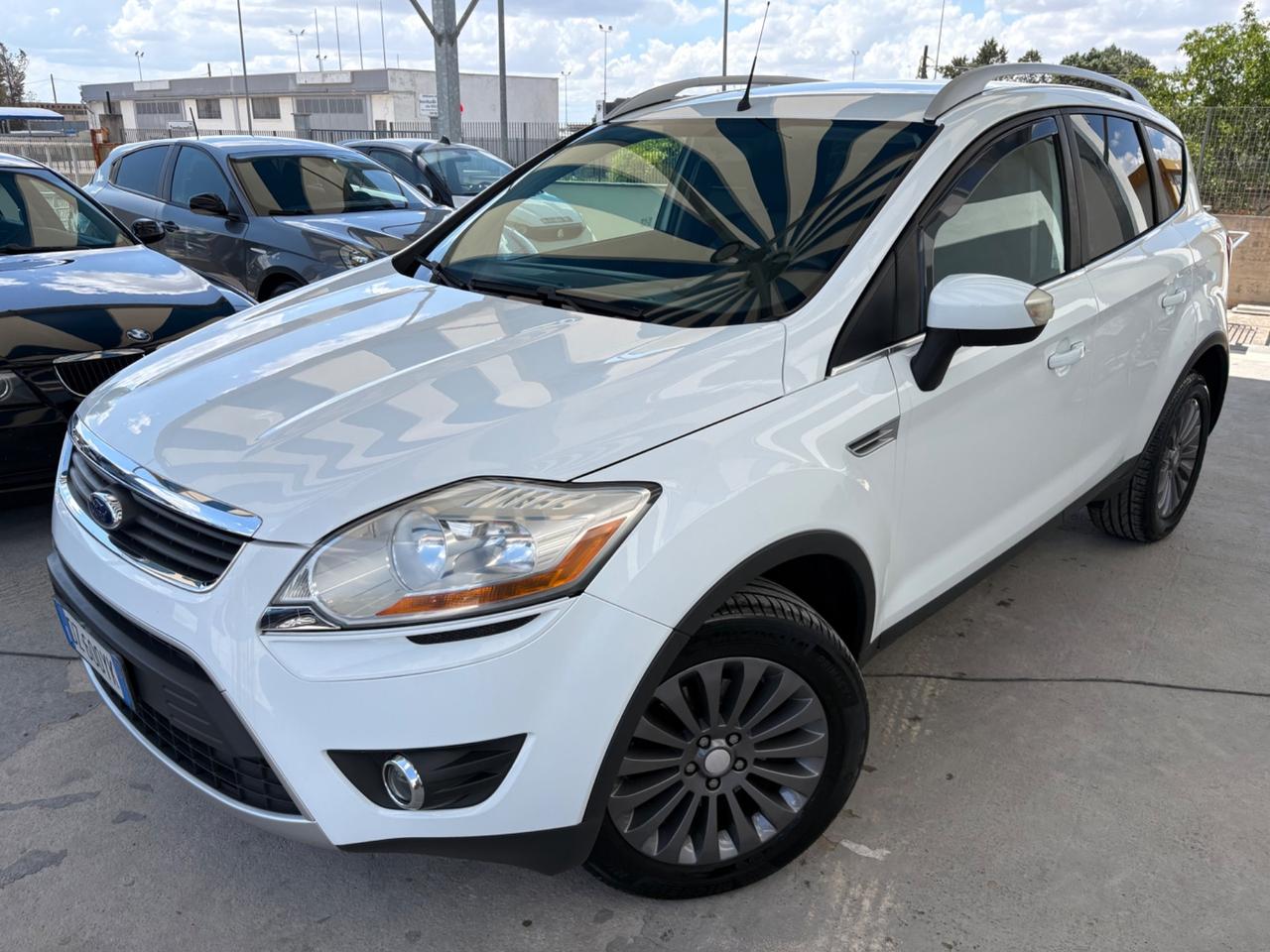 Ford Kuga 2.0 TDCi 136 CV 4WD Titanium GANCIO TRAINO