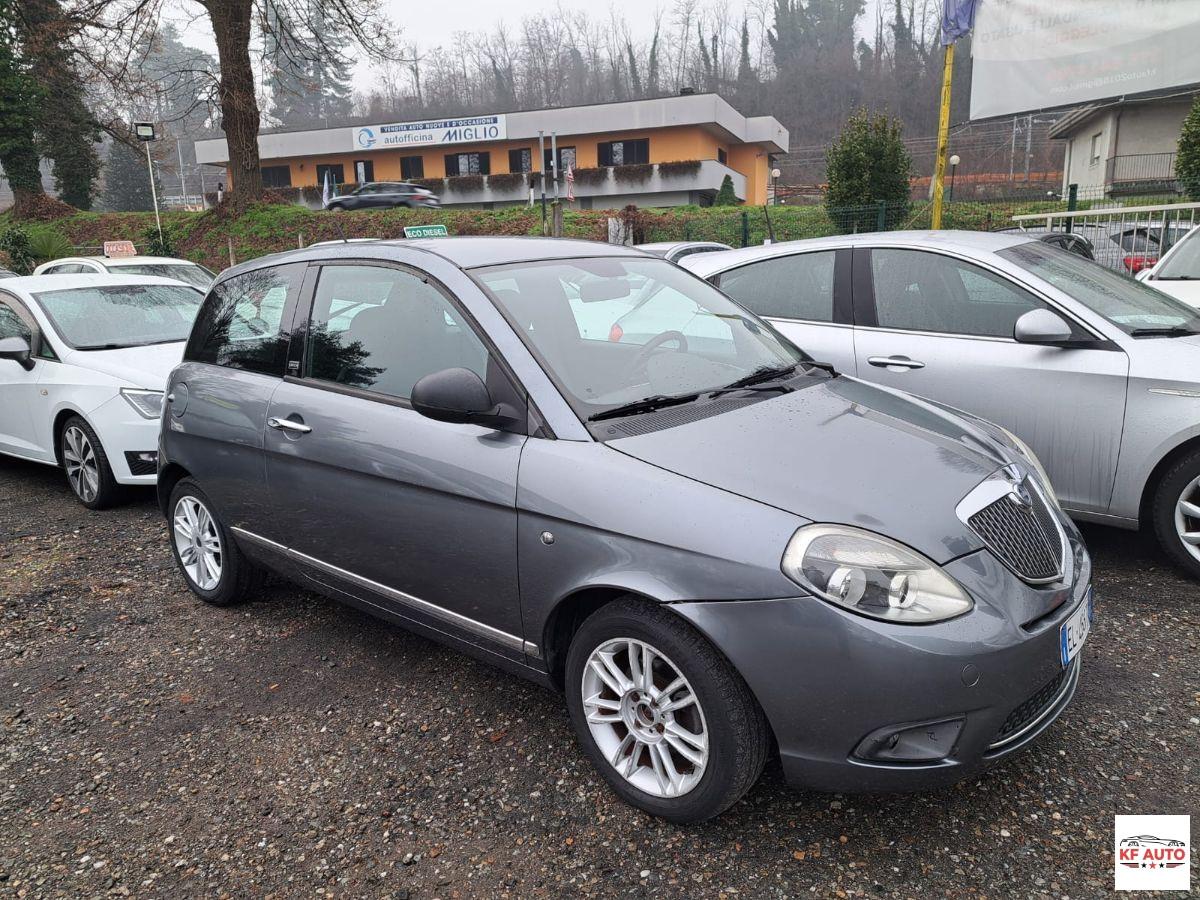 LANCIA - Ypsilon 1.2 8v Diva 69cv