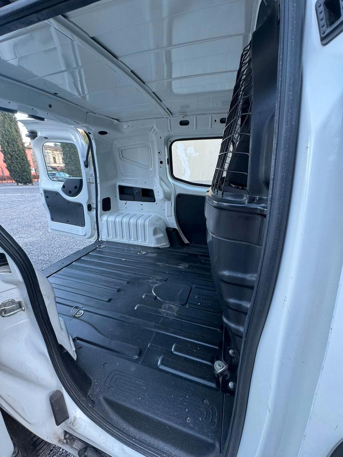 Fiat Fiorino 1.3 MJT 80CV Cargo