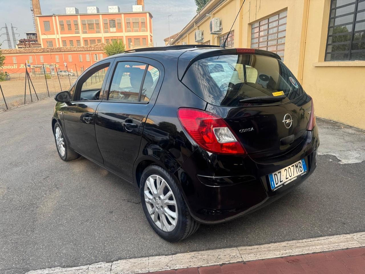 Opel Corsa Anno 2009 1.3 DIESEL 90CV OPTIONAL