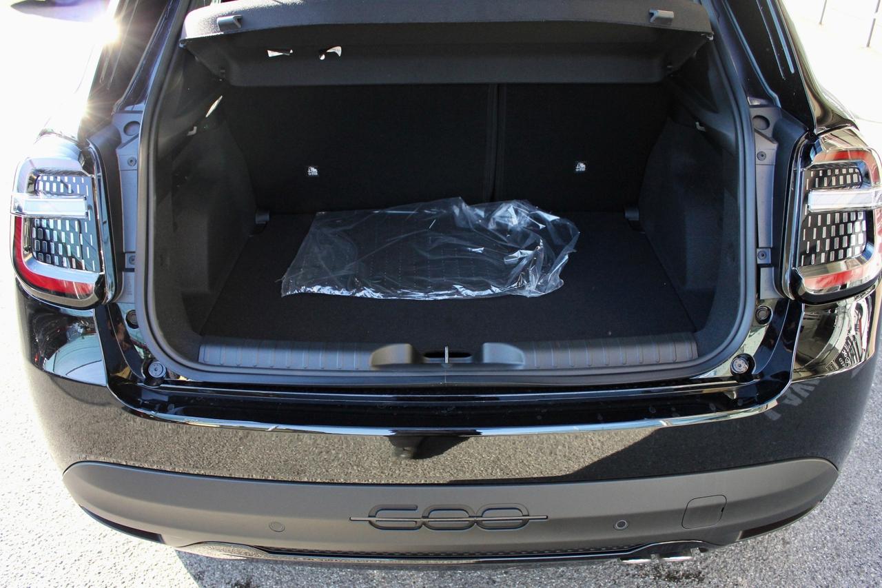 Fiat 600 1.2 HYBRID ICON 145CV PADDLE AL VOLANTE APPLE CAR PLAY