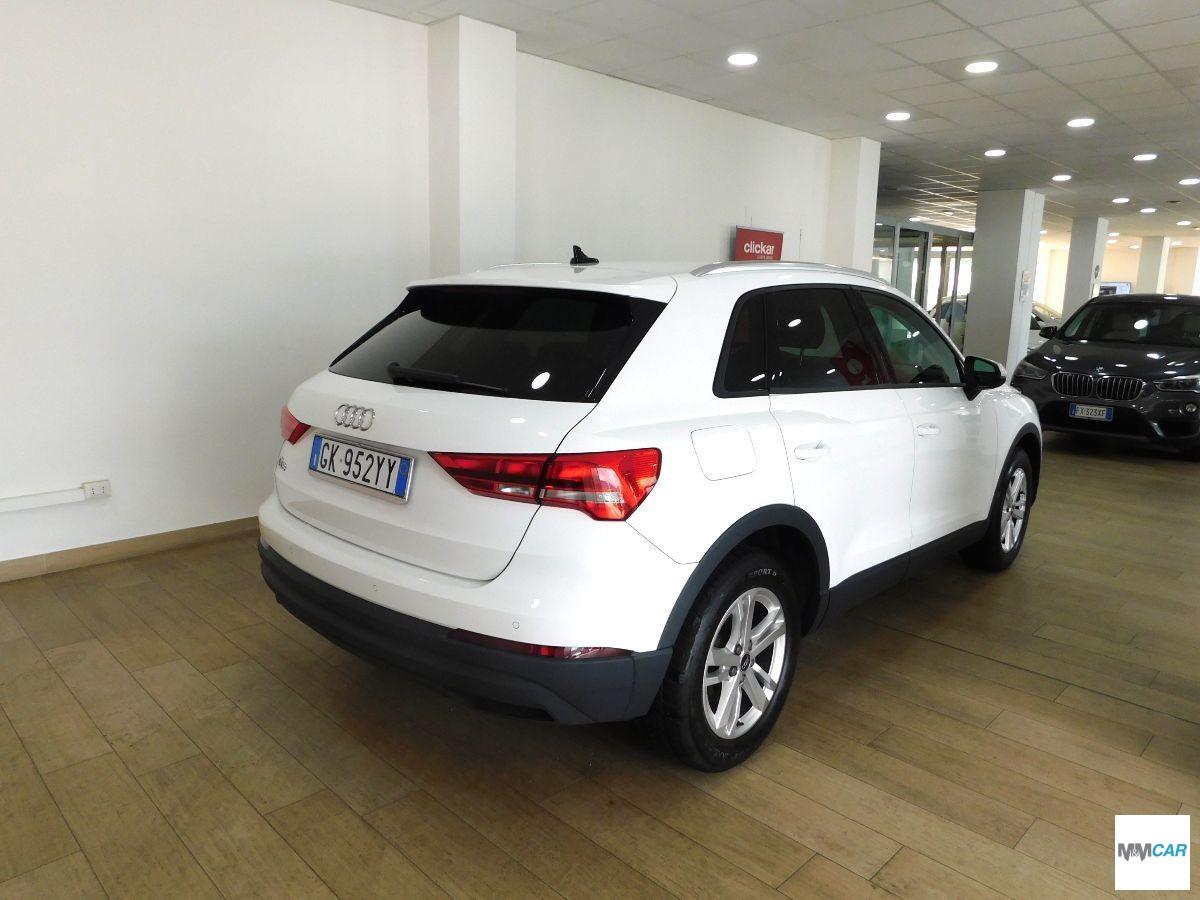AUDI - Q3 - 35 TFSI Business