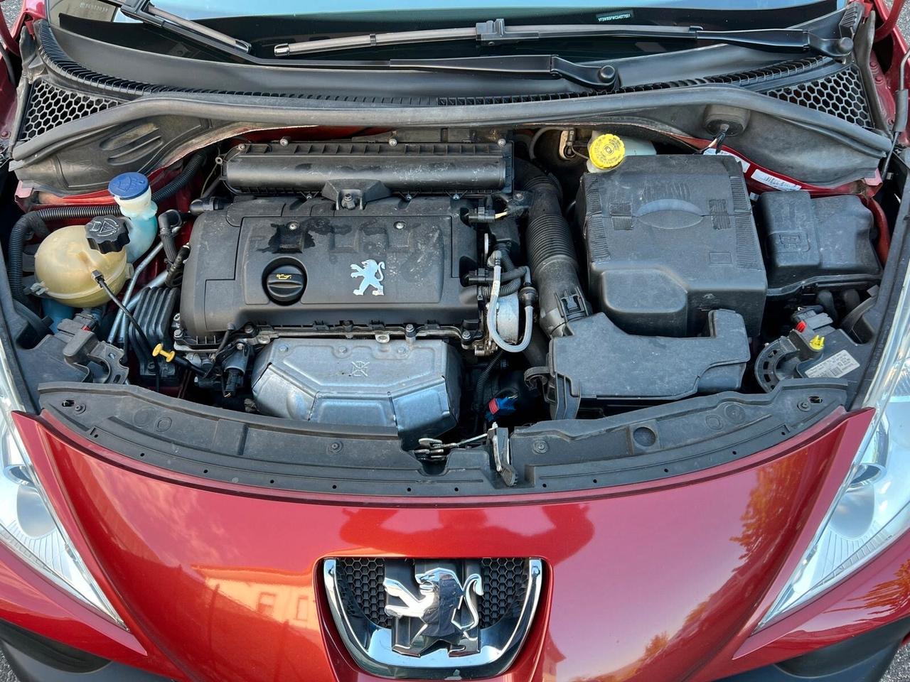 Peugeot 207 1.6 VTi 120CV CC Féline