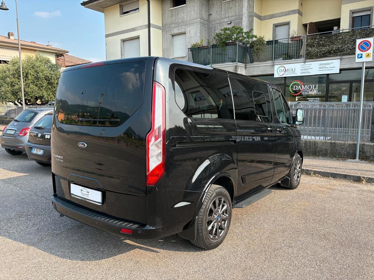 Ford Tourneo Custom FORD TOURNEO CUSTOM 2.0 131CV 8 POSTI TITANIUM - UNICO PROPRIETARIO