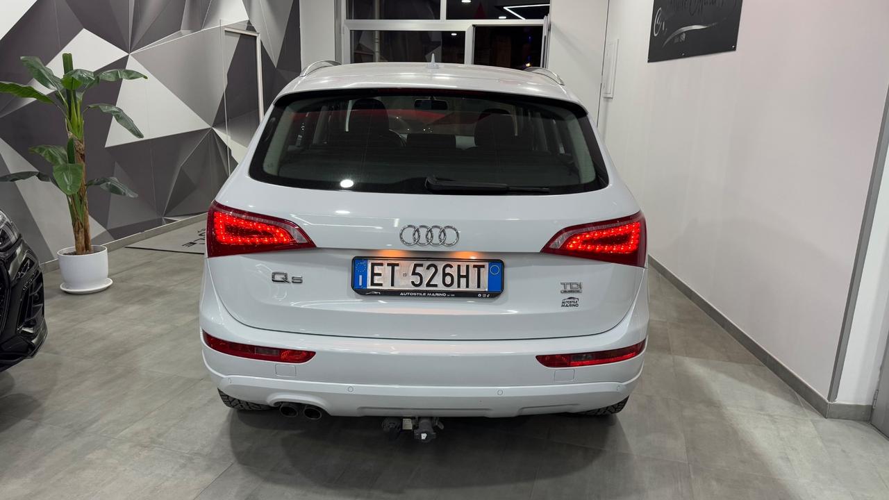 Audi Q5 2.0 TDI 170CV quattro Plus-2012