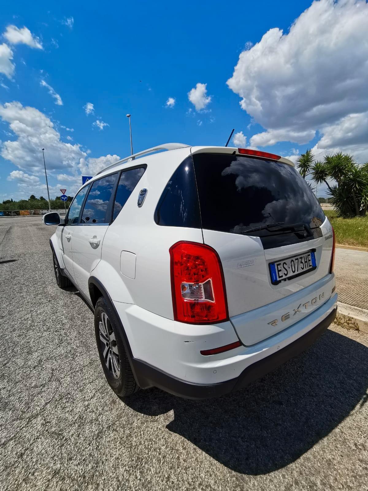 Ssangyong Rexton W 2.0 Xdi 4WD A/T SOLO KM.120000