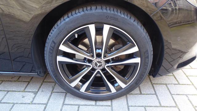 MERCEDES-BENZ B 200 d Automatic Sport