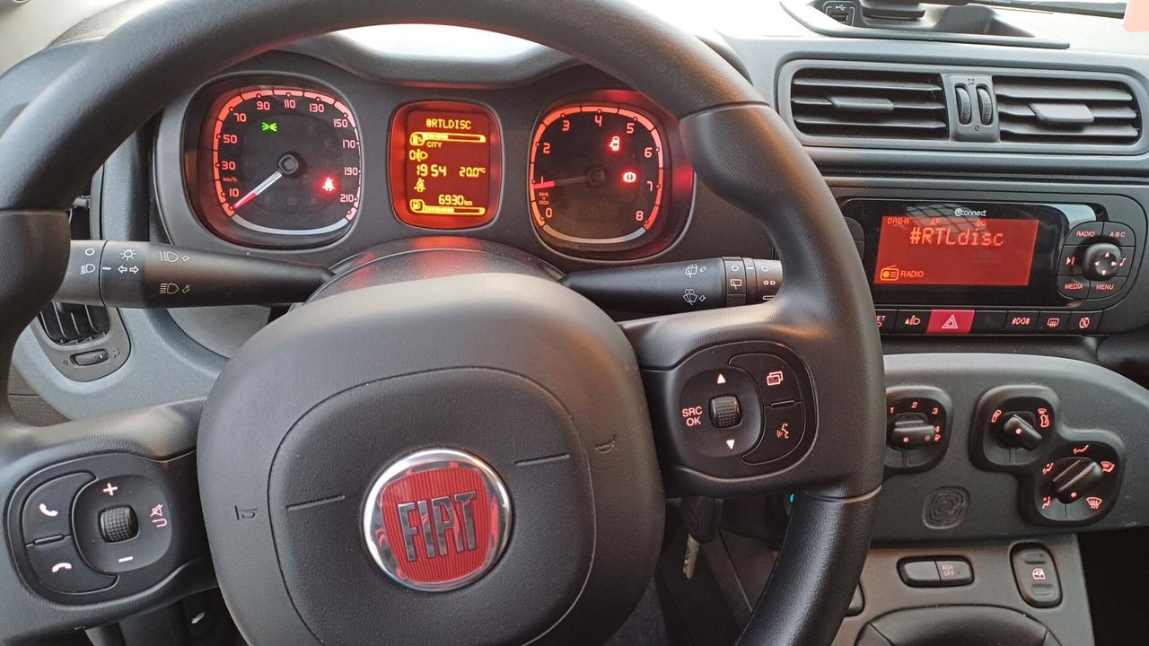 Fiat Panda 1.0 S&S Hybrid Street Van 2022 SOLO 6MILA KM
