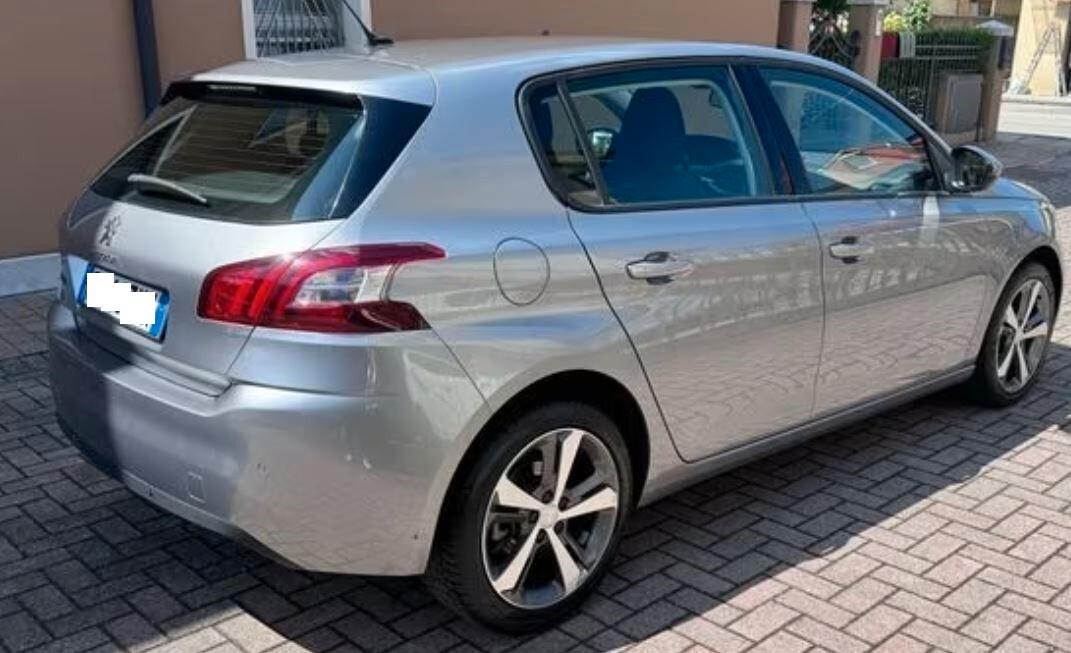 Peugeot 308 1.6 HDi 115 CV - 2015