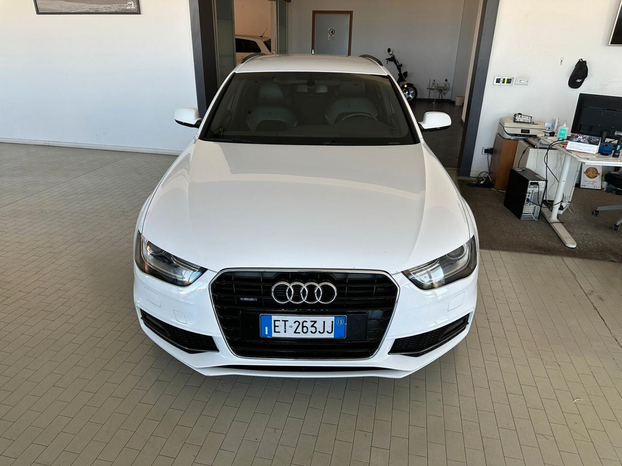 Audi A4 Avant 2.0 TDI 177CV quattro Business Plus S-LINE AUTOMATICA