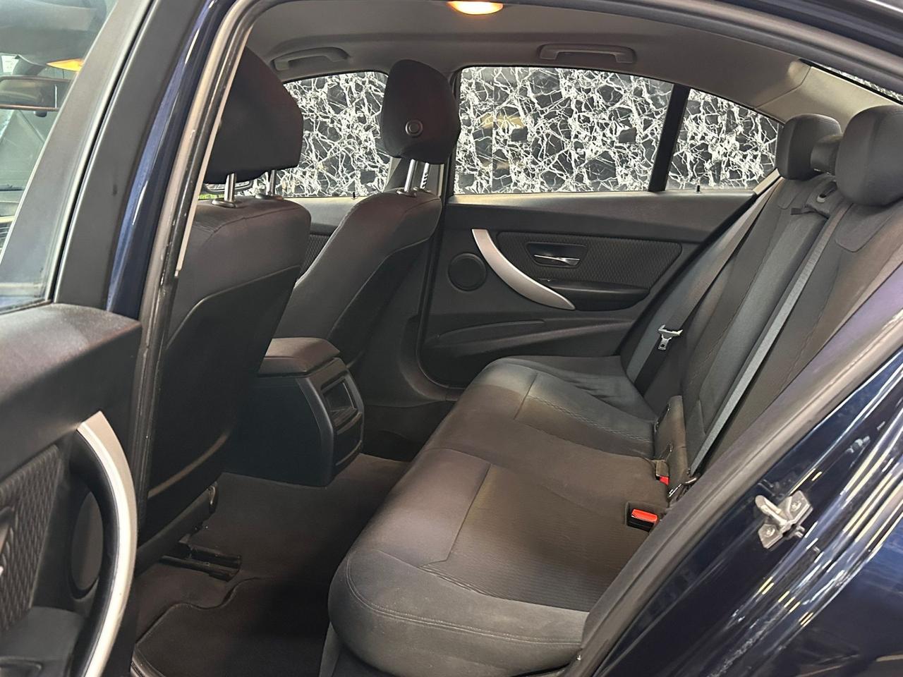 Bmw320d Modern Berlina