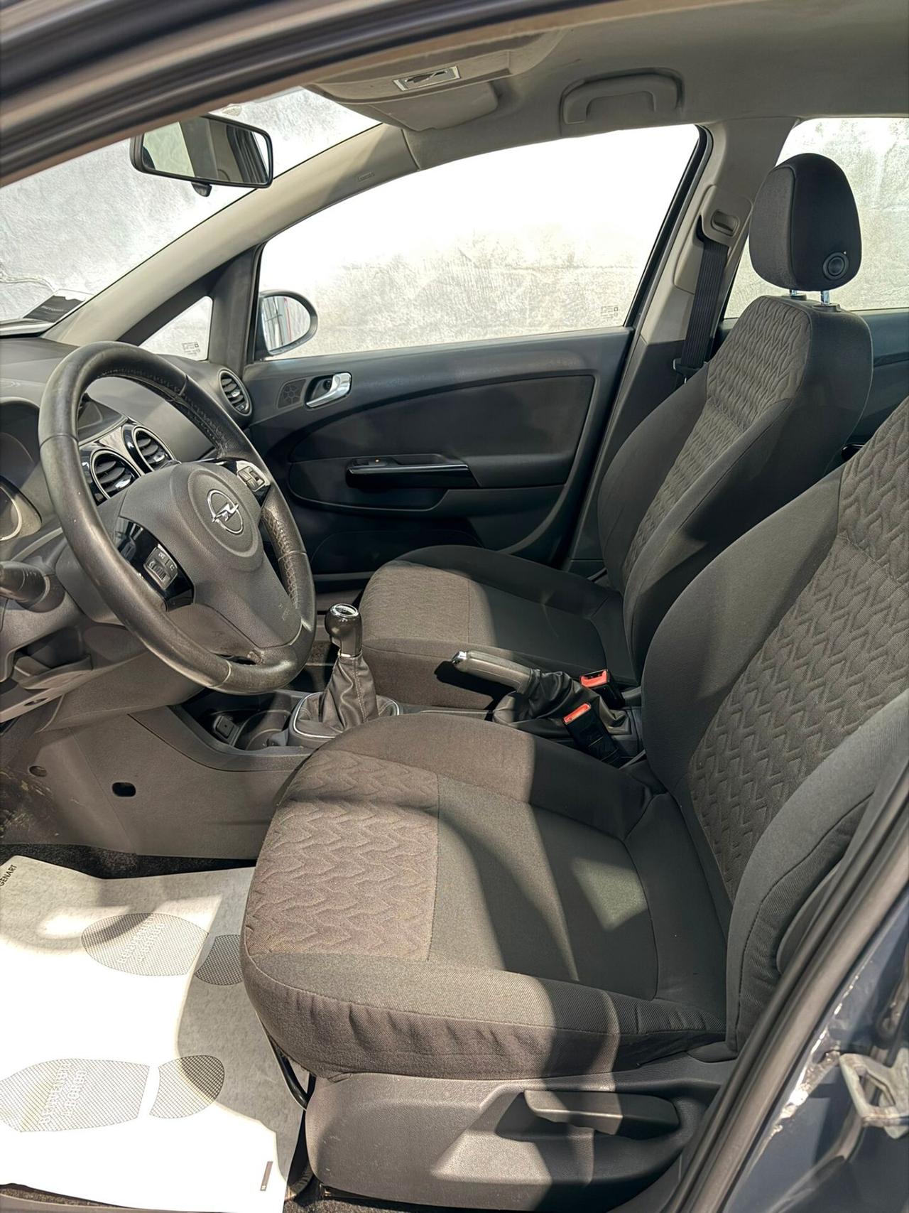 Opel Corsa 1.2 85CV 5 porte GPL-TECH Edition