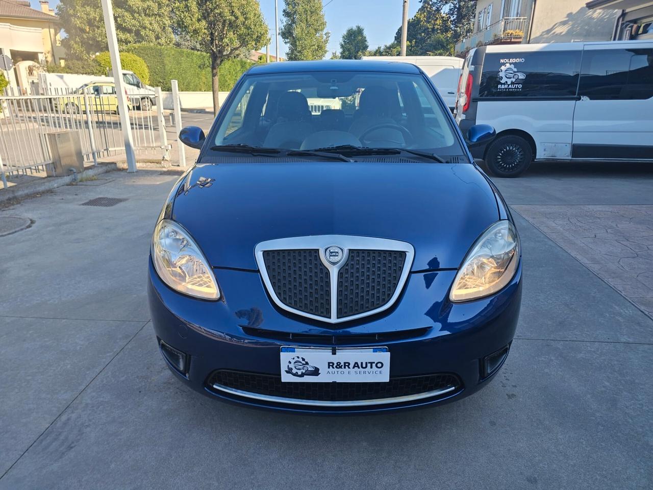 Lancia Ypsilon 1.3 MJT 75 CV