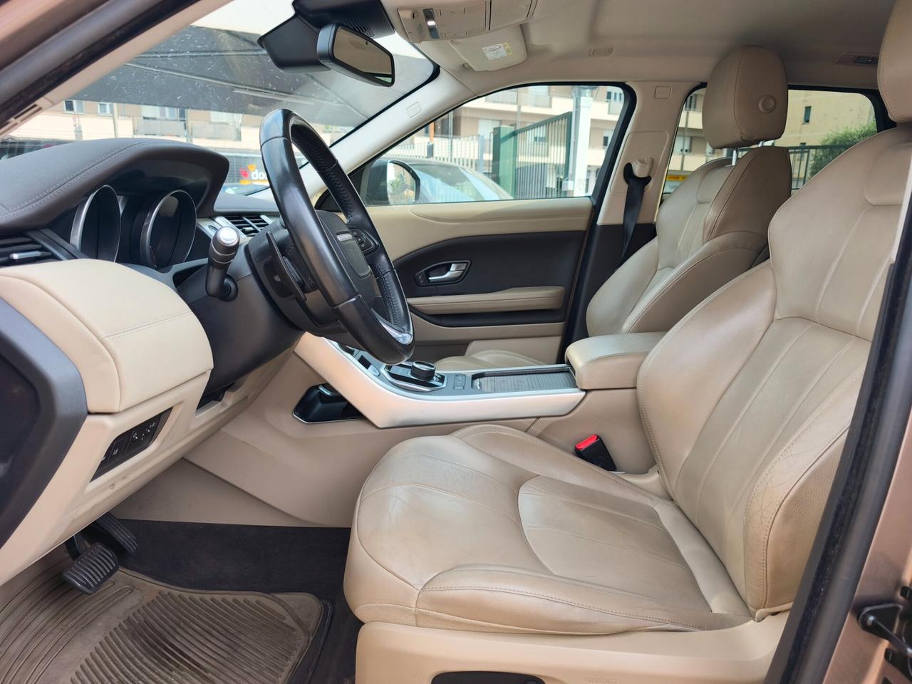 Land Rover Range Evoque 2.0 TD4 150 CV 5p. SE