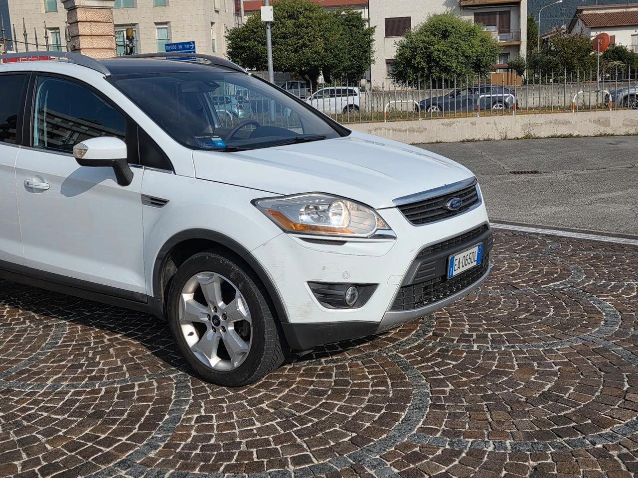 Ford Kuga 2.0 TDCi 136 CV 4WD Titanium DPF