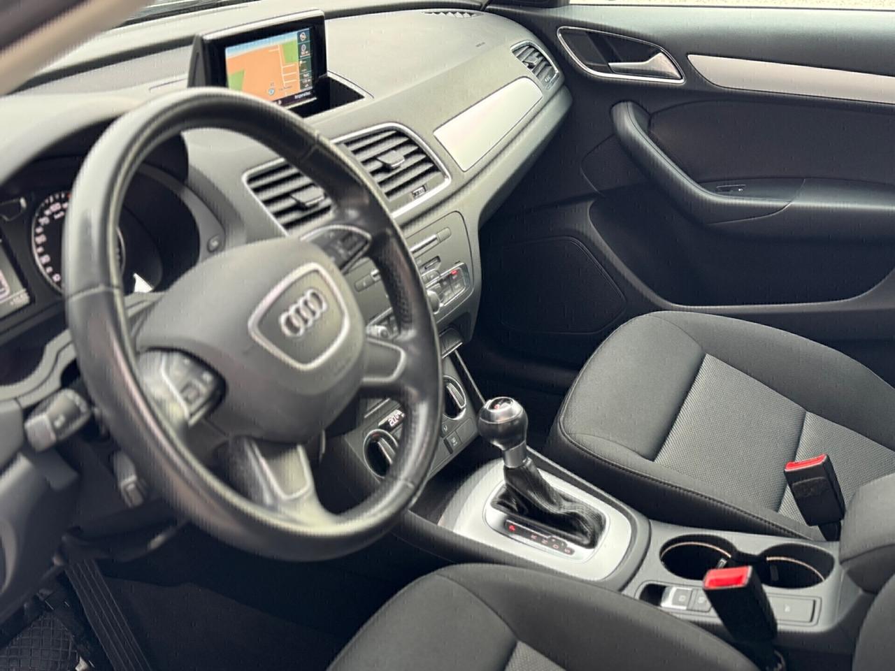 Audi Q3 2.0 TDI S tronic 90.000 Km !
