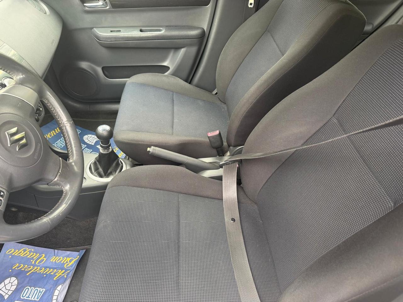 Suzuki Swift 1.3 4x4 5p. GL