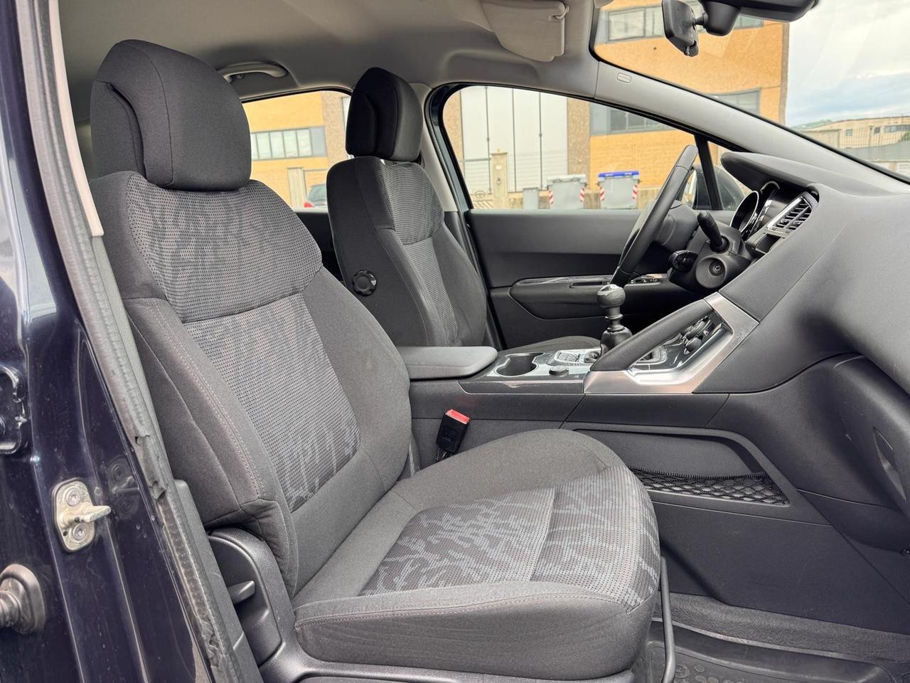 Peugeot 3008 1.6 HDi 112CV Business