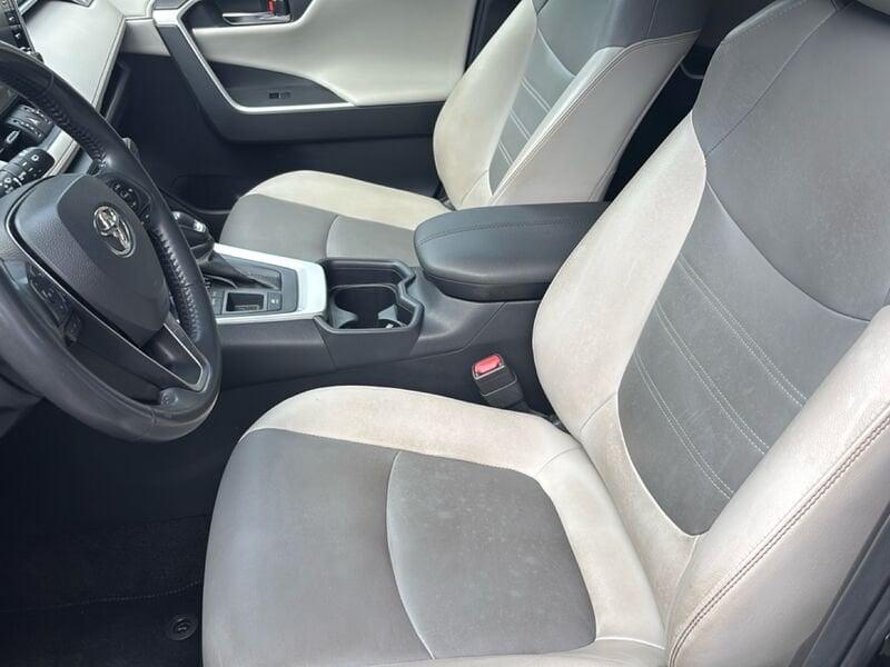 Toyota RAV4 2.5 HV 218cv E-CVT Lounge 2WD