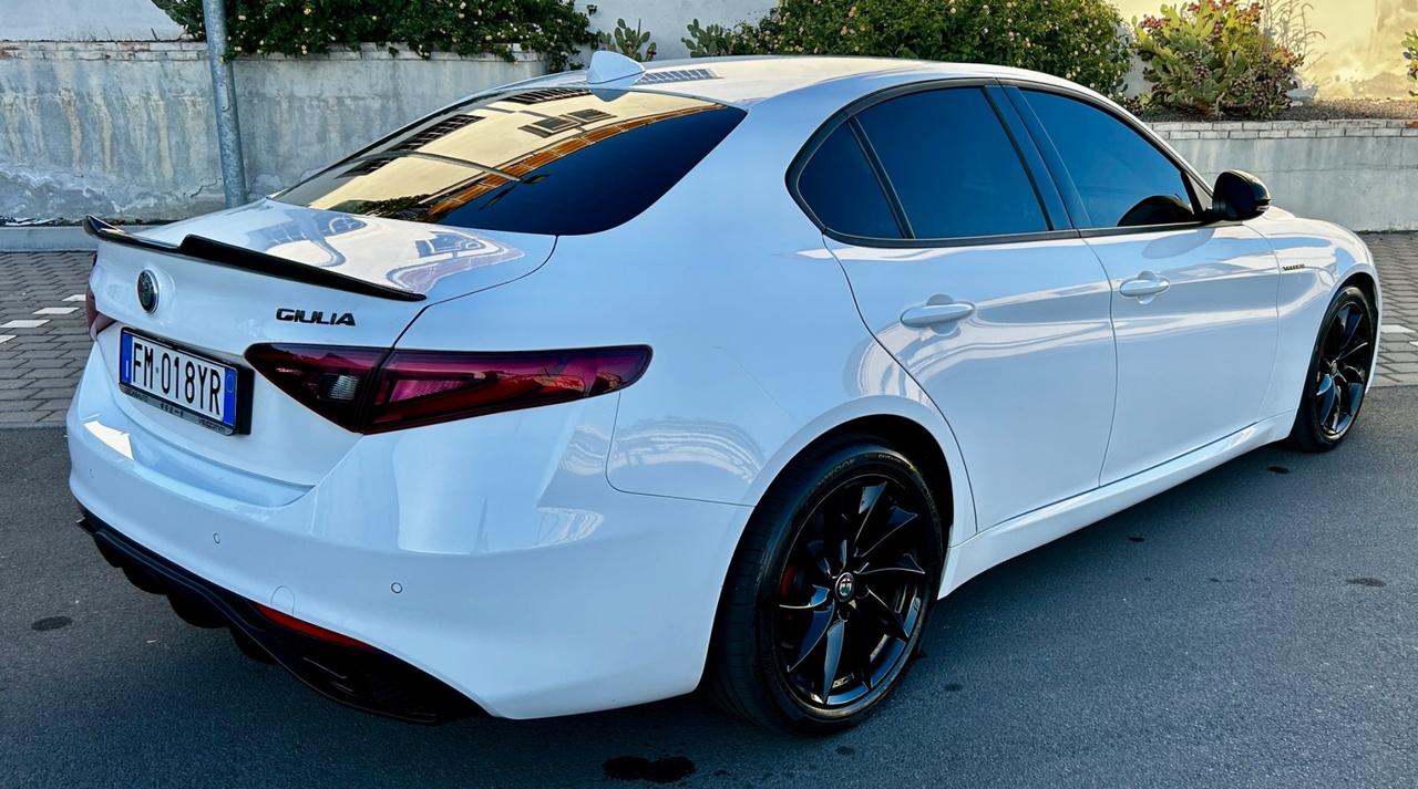 Alfa Romeo Giulia 2.2 D q2 VELOCE 180 CV AT8