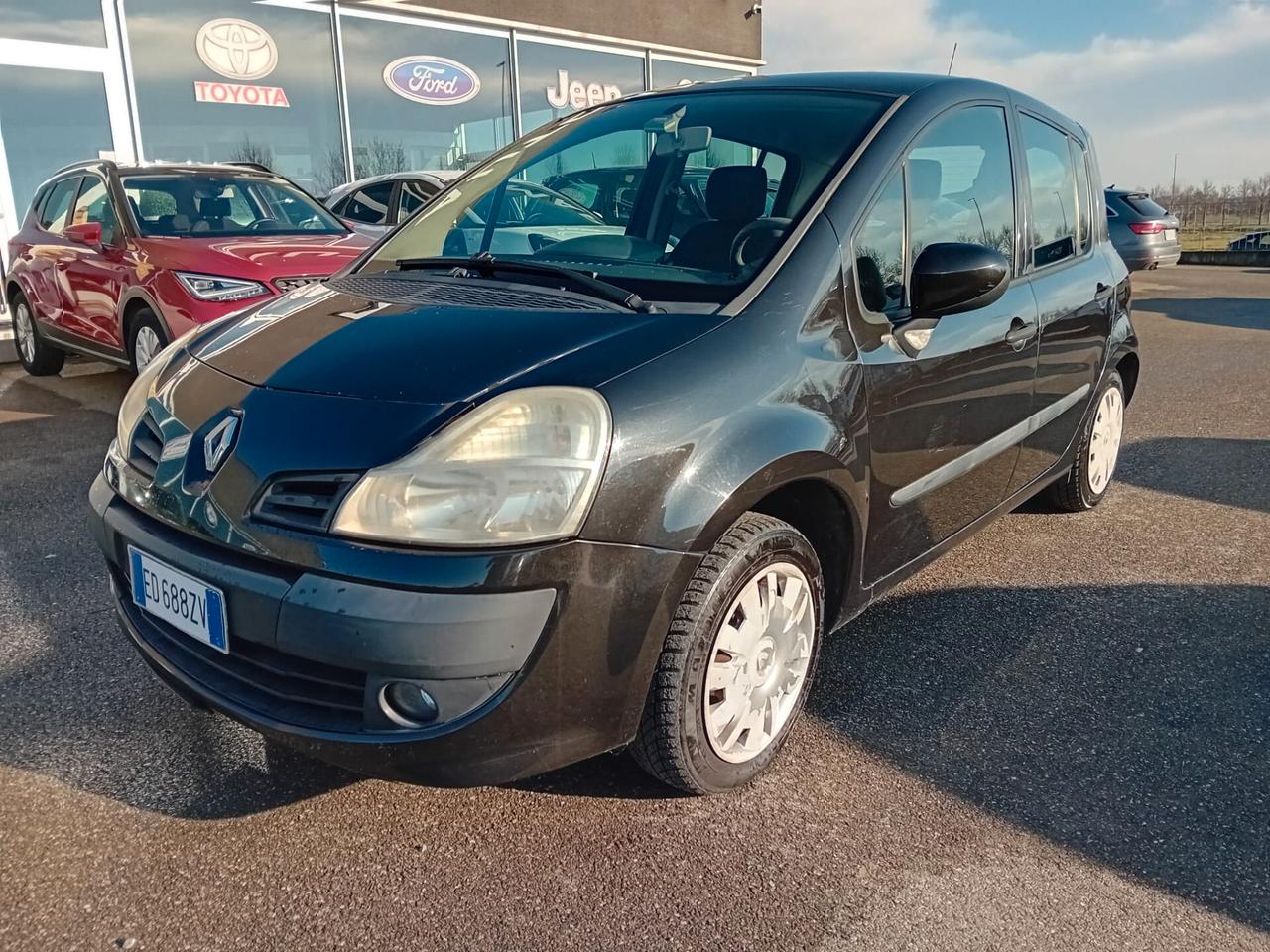 Renault Modus 1.2 16v 75 cv E4 GANCIO TRAINO