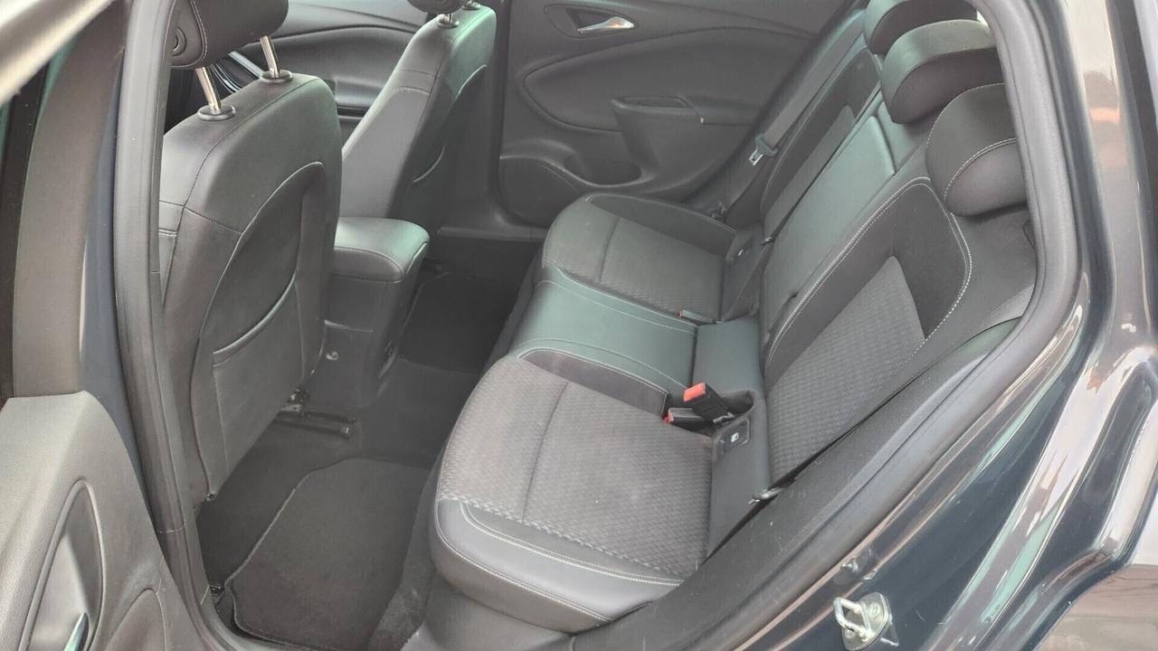 Opel Astra 1.6 CDTi 136CV aut. Sports Tourer Innovation