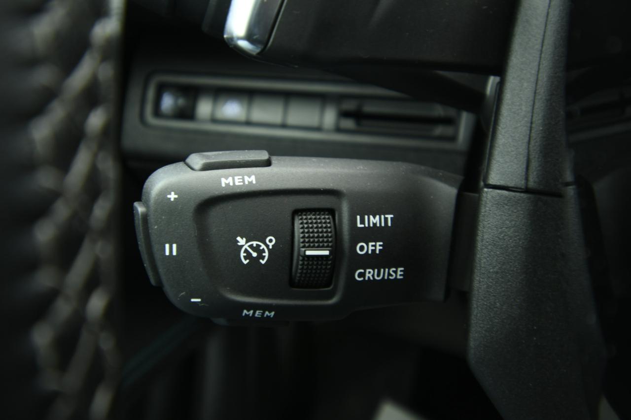 PEUGEOT 5008 1.5 bluehdi Allure Pack s&s 130cv eat8 CAMERA+APP CONNECT