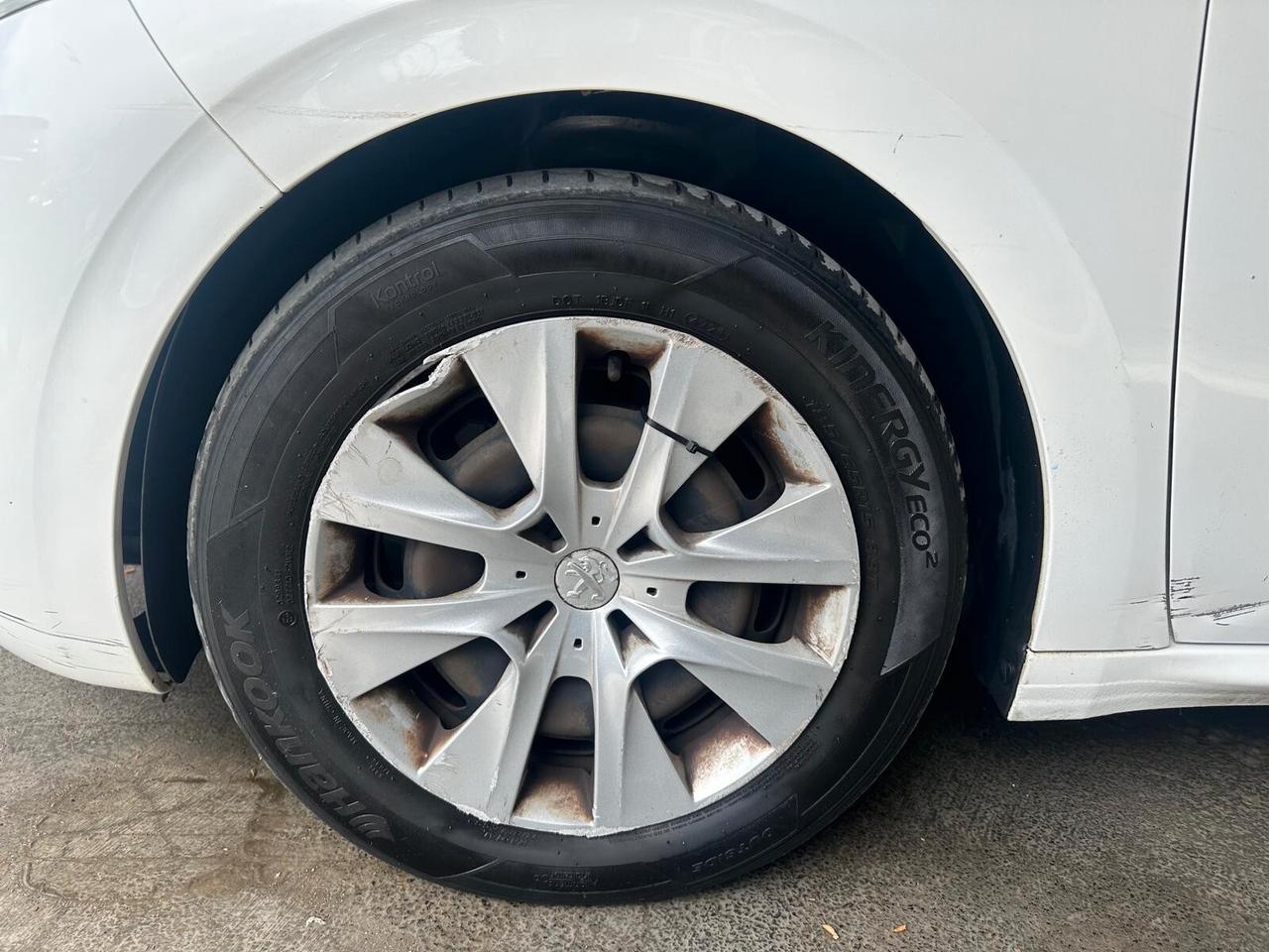 Peugeot 208 Van 1.4 Gasolio 5 Porte 2 Posti