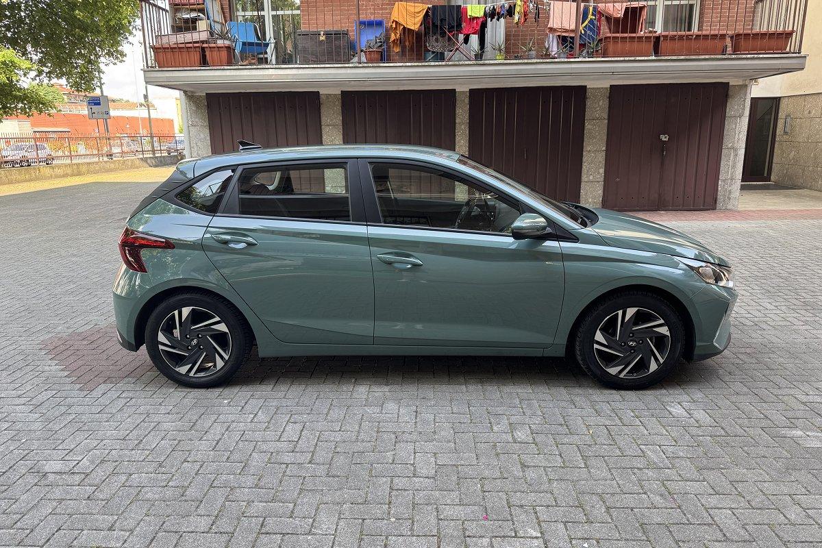 HYUNDAI i20 1.2 MPI MT GPL Connectline