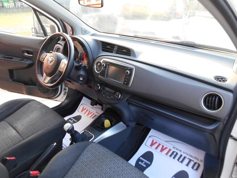 Toyota Yaris 1.0 5 porte X NEOPATENTATI
