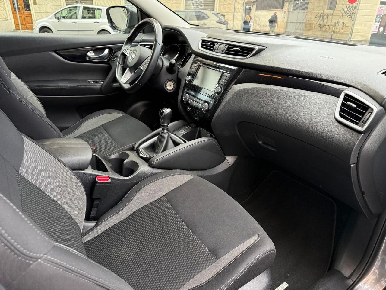 Nissan Qashqai Acenta Premium 1.3 DIG-T #5629