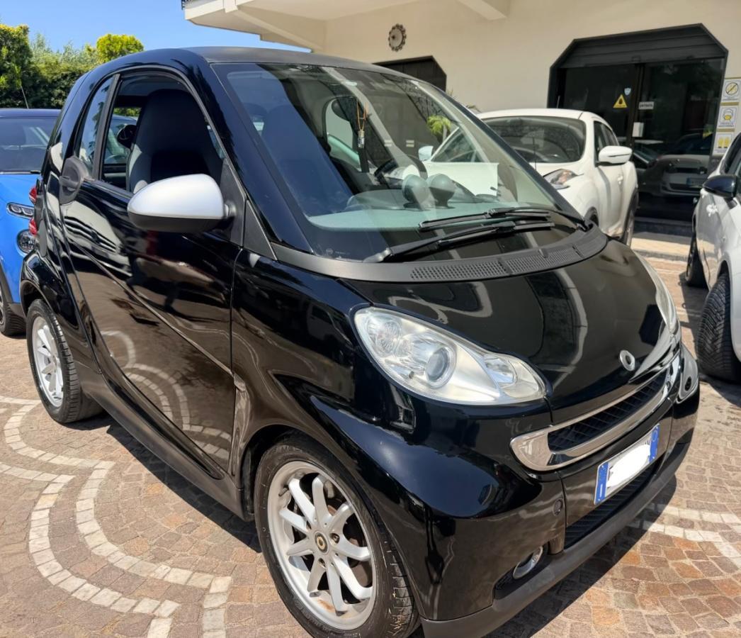 SMART Fortwo 1000 52 kW MHD coupé passion
