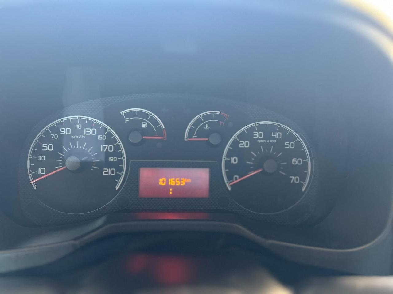 Fiat Qubo 1.3 MJT 75 CV Trekking
