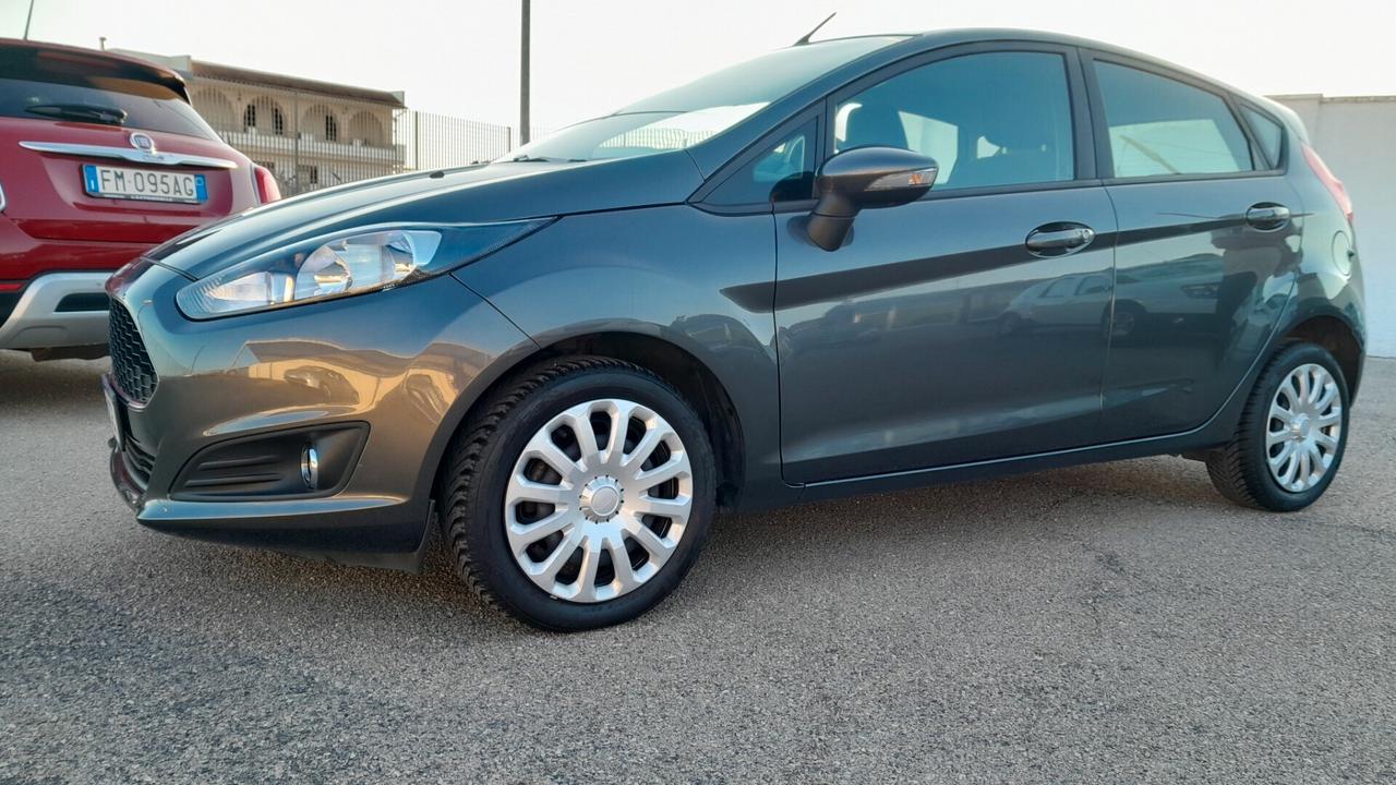 Ford Fiesta 1.4 5p. Bz.- GPL Titanium