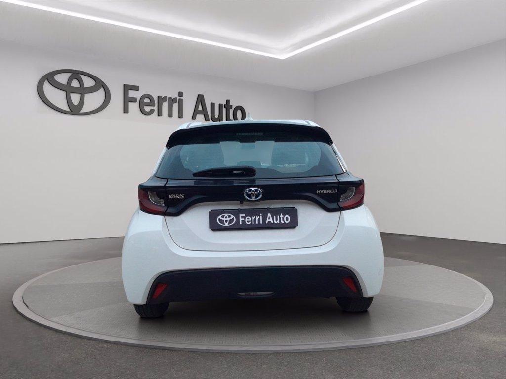 TOYOTA Yaris 1.5h active del 2023