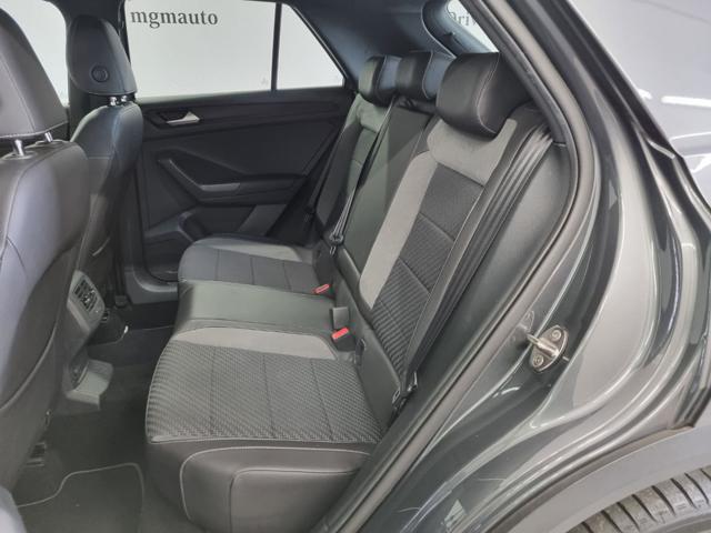 VOLKSWAGEN T-Roc 1.5 TSI ACT Style BlueMotion Technology R-LINE
