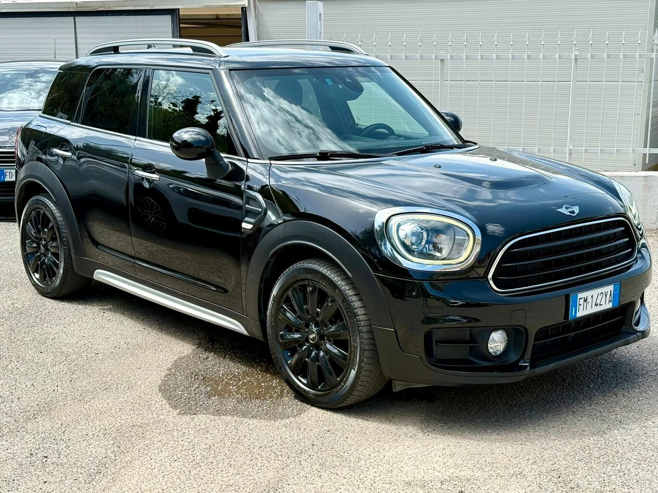 Mini 2.0 Cooper SD Hype Countryman Automatica